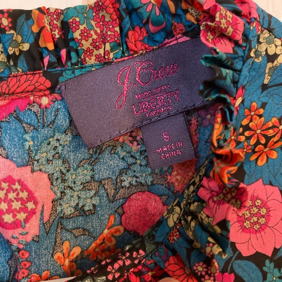 J.Crew Flutter Sleeve Top in Liberty Ciara Print - Picture 7 of 11
